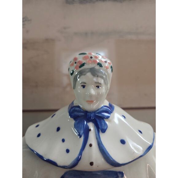 Shawnee Pottery Granny Ann Teapot USA 8" Hand-Painted Vintage Kitchenware - Picture 2 of 10